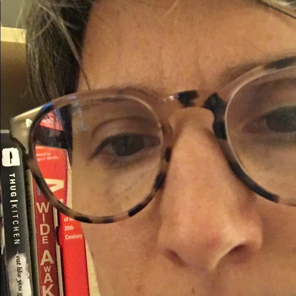 Meet your Posher, Carrie